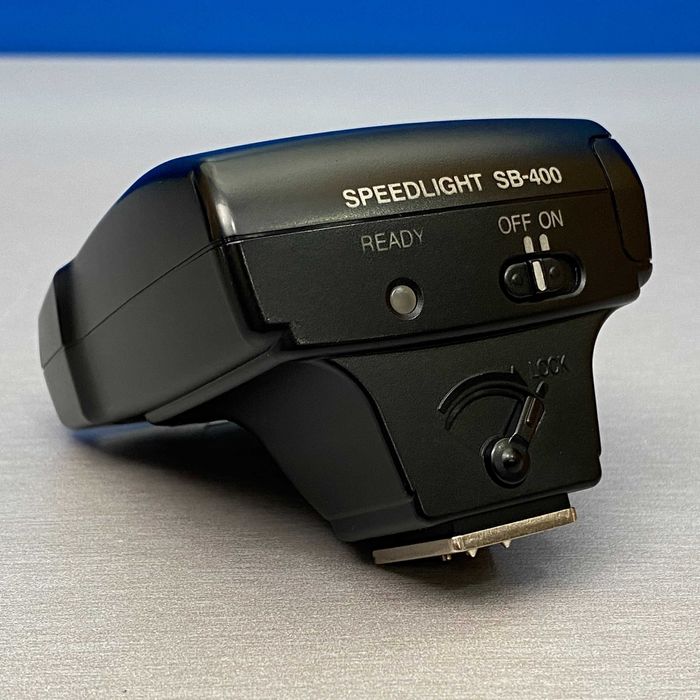 Nikon Speedlight SB-400