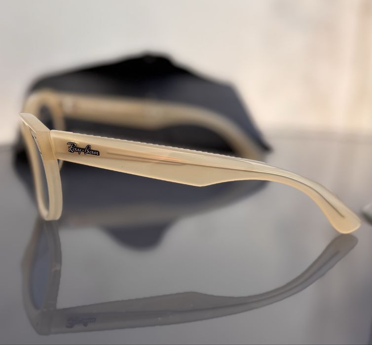 RayBan Wayfarer reverse