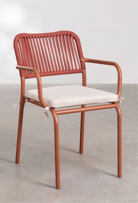 Conjunto de mesa retangular com 6 cadeiras