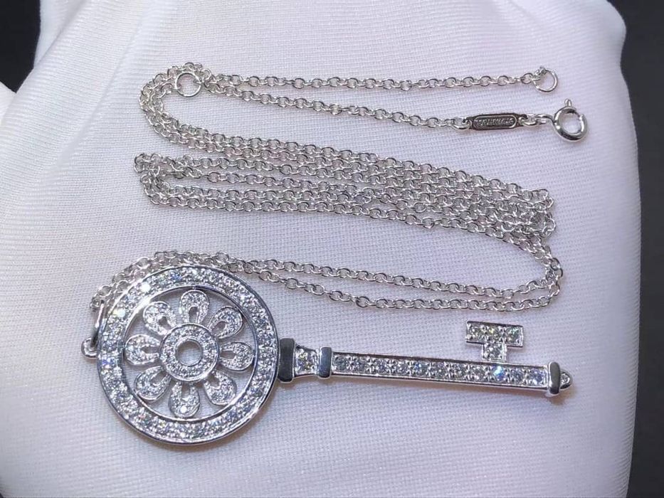 Колье в стиле Tiffany & Co  Pt 950