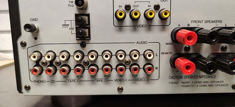 Amplituner ONKYO TX-7830
