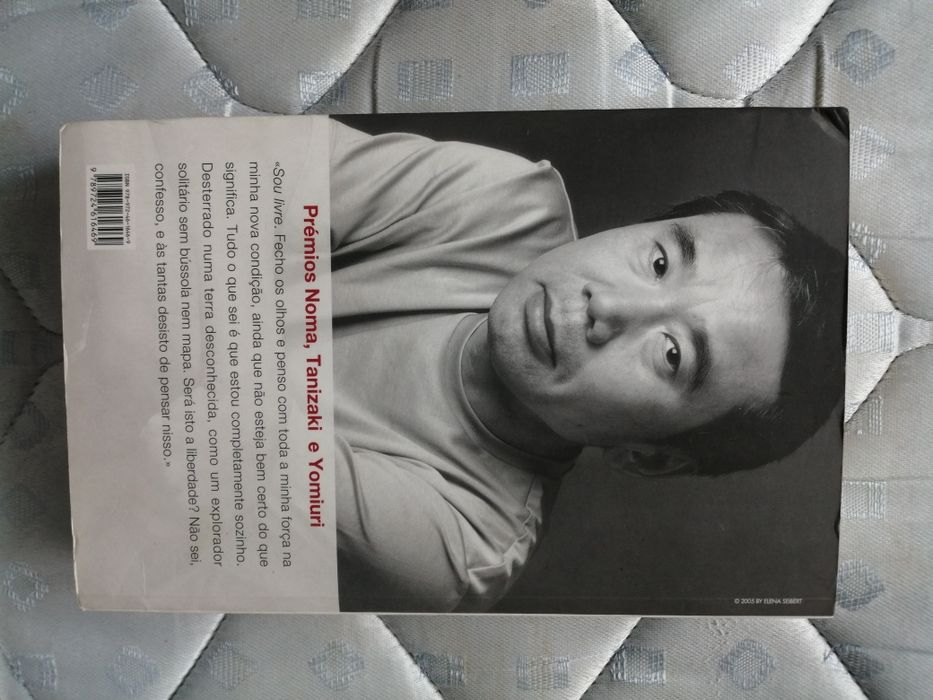 Livro "Kafka à beira-mar" de Haruki Murakami