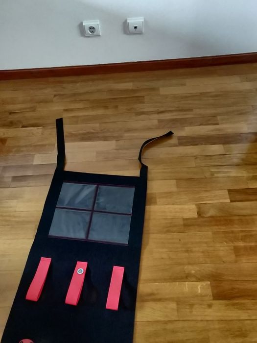 Faixa de arrumação para porta