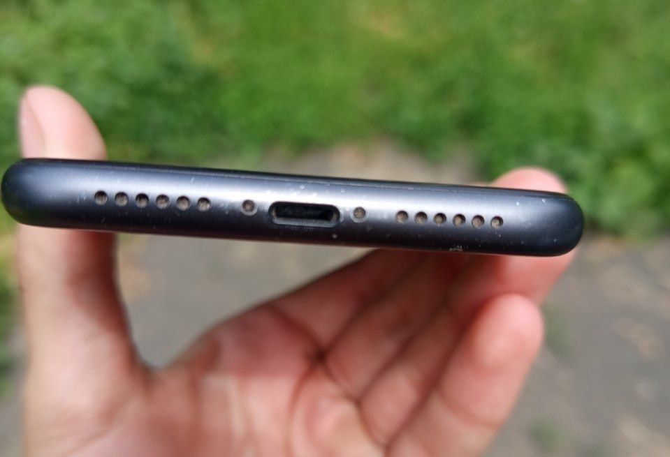 iphone 11 64 gb чорний