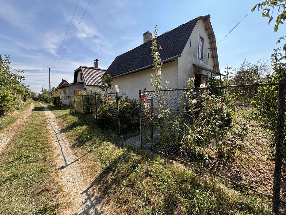 Продаж Будинок 20м². Ділянка 6сот. Братківці. Дача. Вода. Світло. Сад