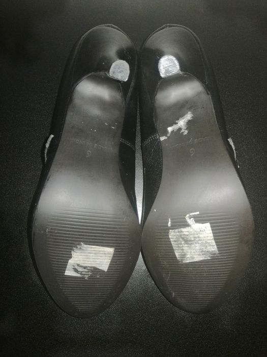 Buty na obcasie czarne