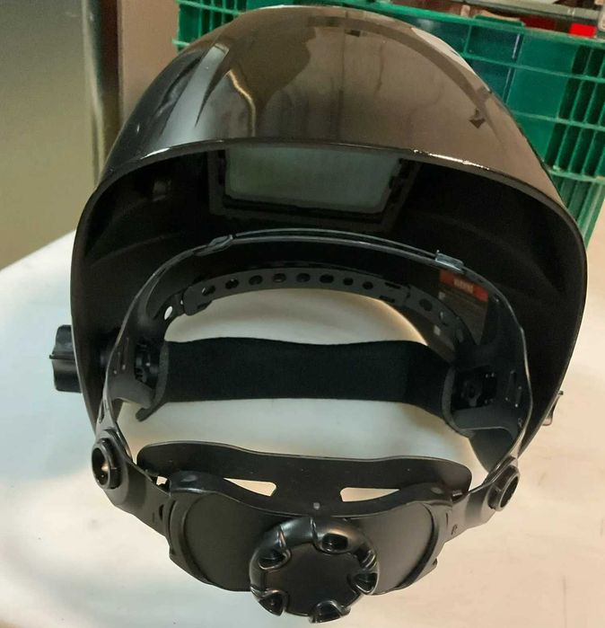 Сварочная маска с автоматическим затемнением и большим обзором