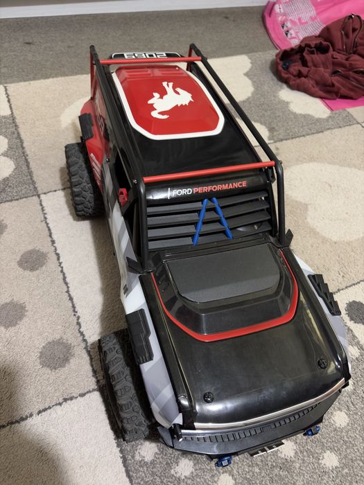 Samochod rc MJX H8P