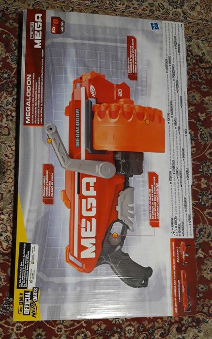 Lançador de dardo NERF MEGALODON - Artigo NOVO.