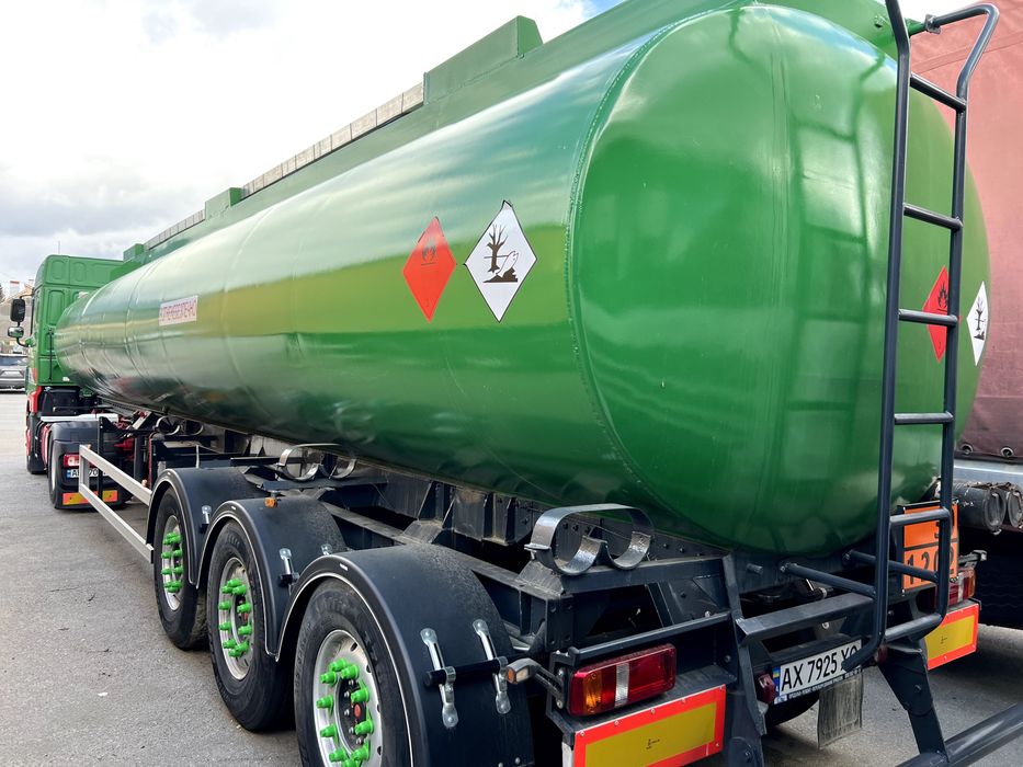 Напівпричіп цистерна ADR/бочка бензовоз/паливна цистерна