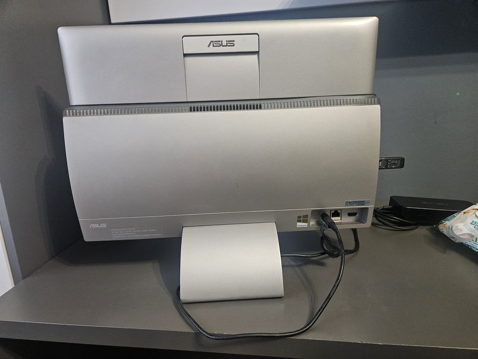 Asus AIO Transfermee 1801.