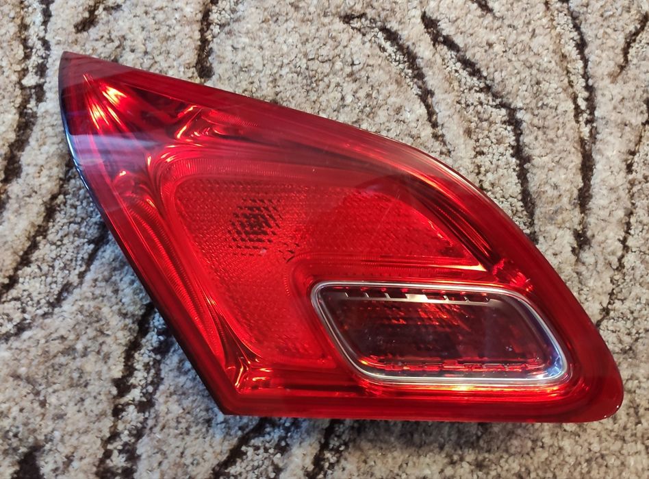 Opel Astra (J)

С 2011 года