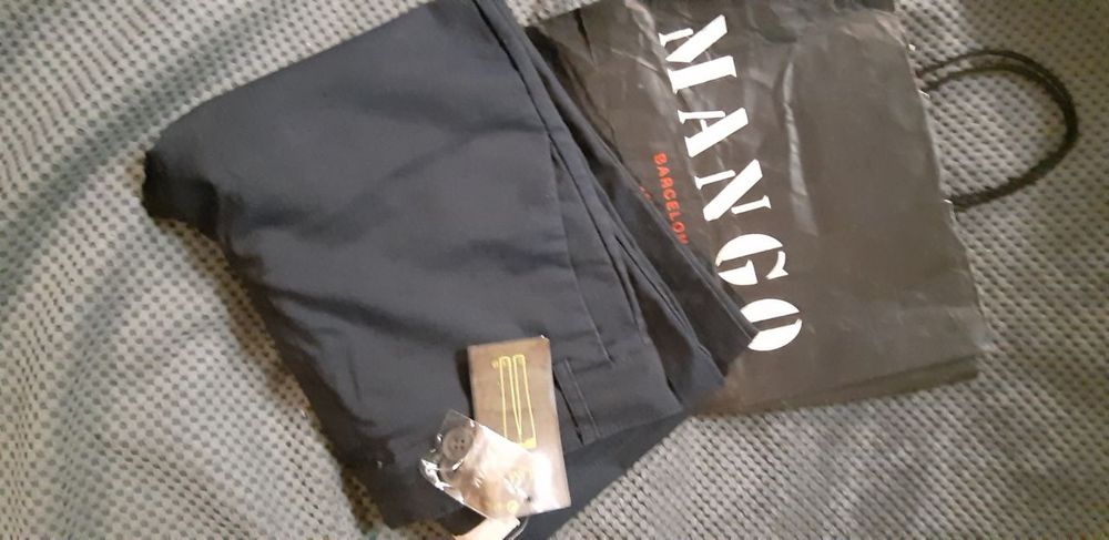 Фирменные брюки MNG укороченые синие 36 новые