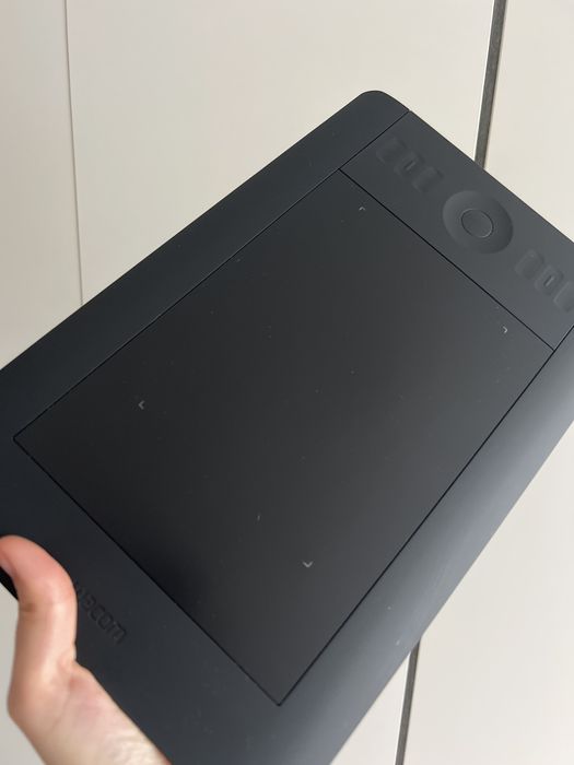 Графічний планшет WACOM INTUOS 5 touch