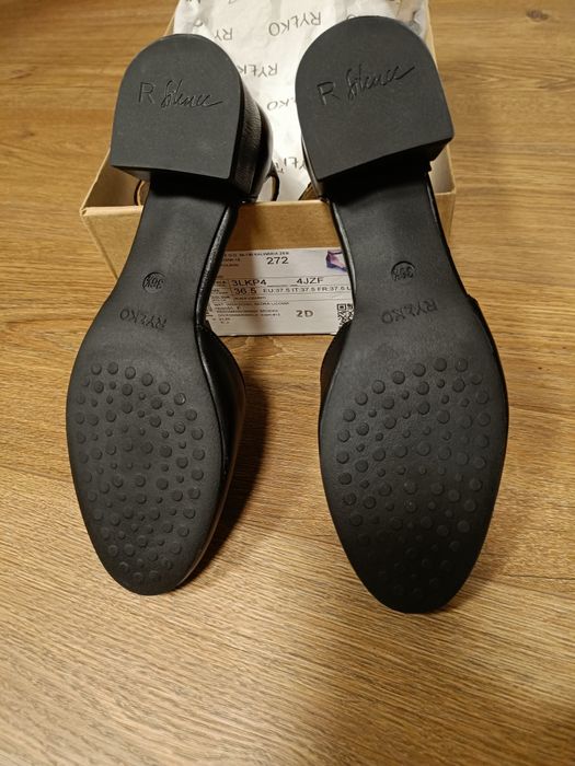 Skórzane czółenka Ryłko