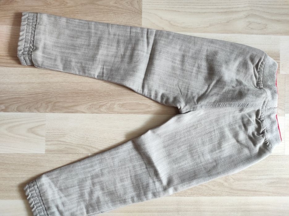 Spodnie dziewczęce typu jogger rozmiar 98