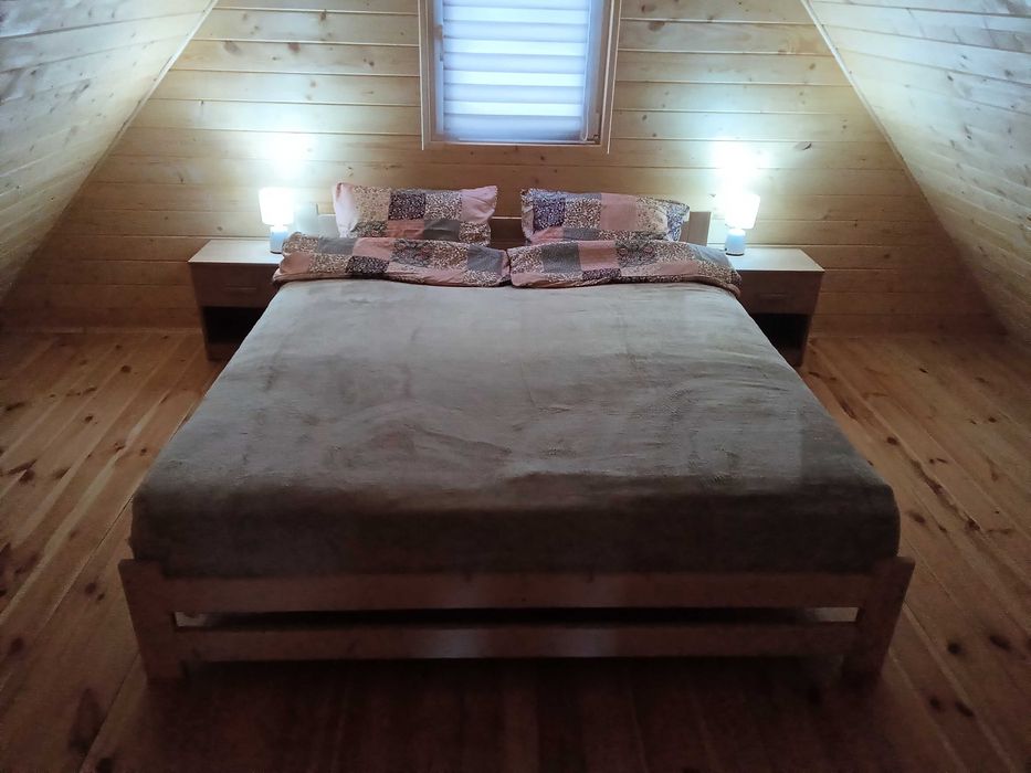 Domek z jacuzzi na wynajem w Komarówce gm. Sosnowica