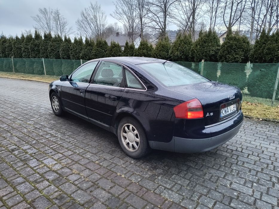 Audi A6 C5 sedan