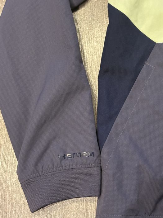 Kurtka/bluza rozpinana z kapturem Under Armour 147-158