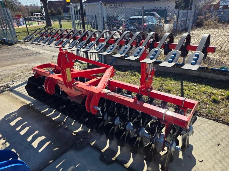 Agromasar Front Disc 3,0m + włóka  Agromasar Front Disc 3,0m + włóka