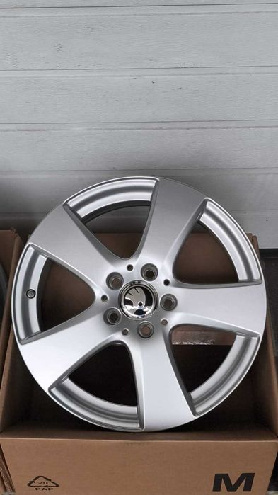 Felgi aluminiowe 17" Skoda Seat Vw Audi  5x112 7J ET48,5 (OL800F)