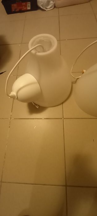 Żyrandole plastikowe