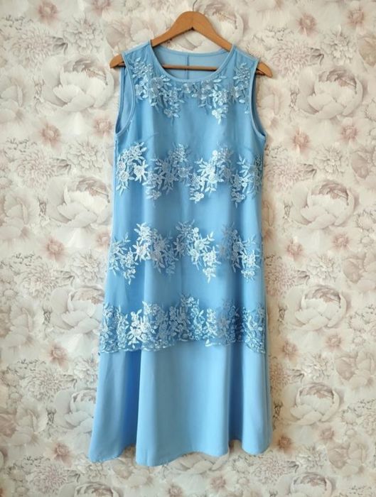 Красивое нарядное голубое платье кружево М-Л