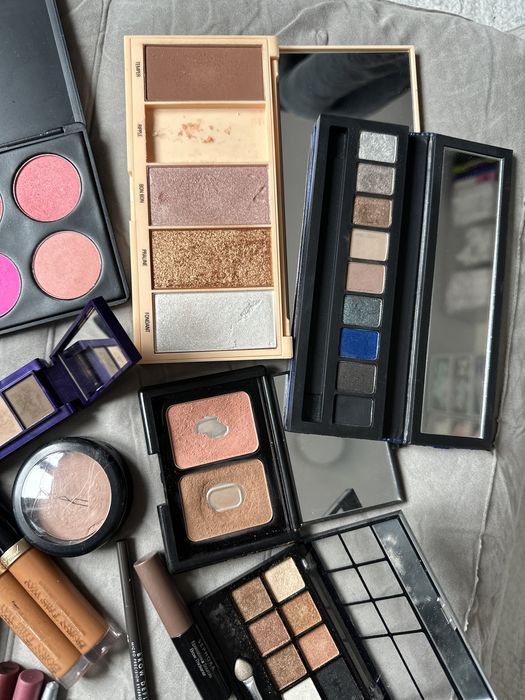 Diverse Makeup Set64586233059585123