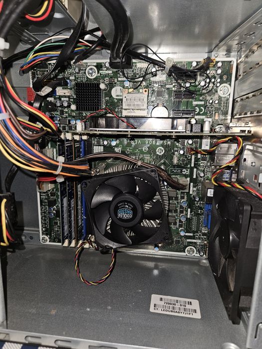 HP Pavilion 500. A10 6700.radeon R7 2407.ssd 120gb+ HDD 500 .16gb RAM.