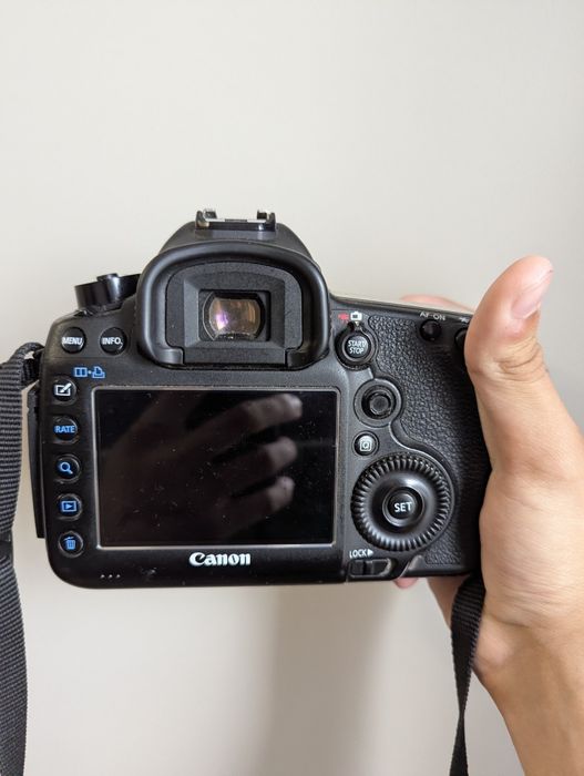 Фотоапарат Canon 5D Mark III + об'єктив Canon EF 50mm f1.8 stm  Пробіг 370 тисяч