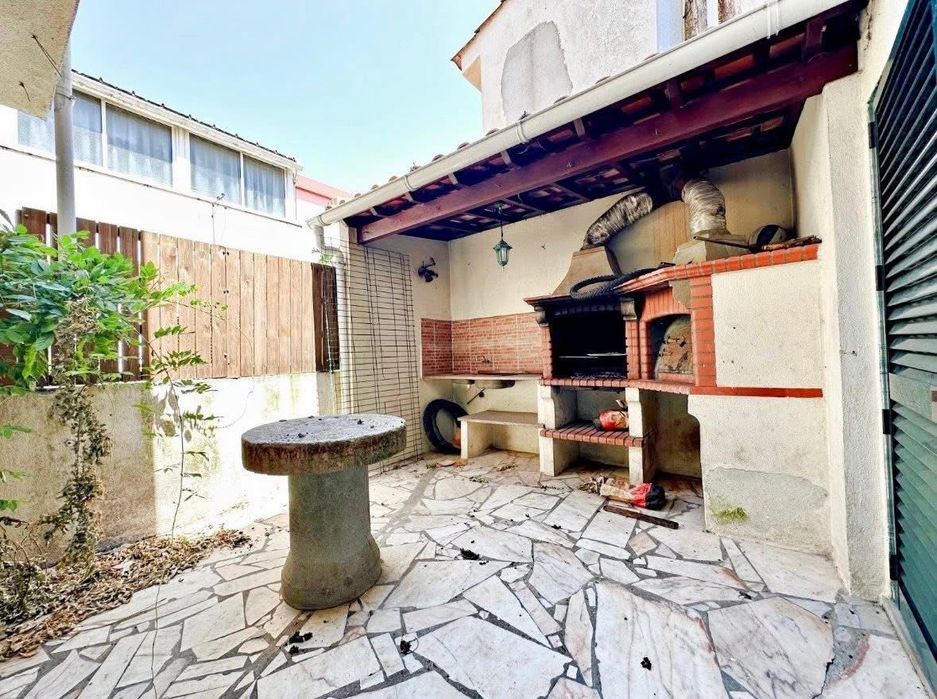 Aluguer de 2 quartos para solteiros em algueirao -Mem Martins