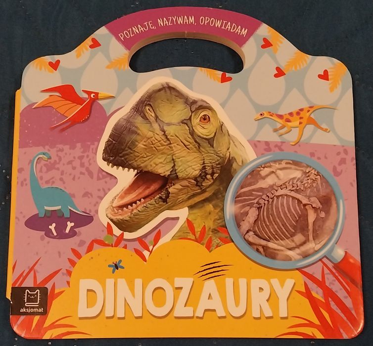 książeczka "Dinozaury" z serii poznaję, nazywam, opowiadam