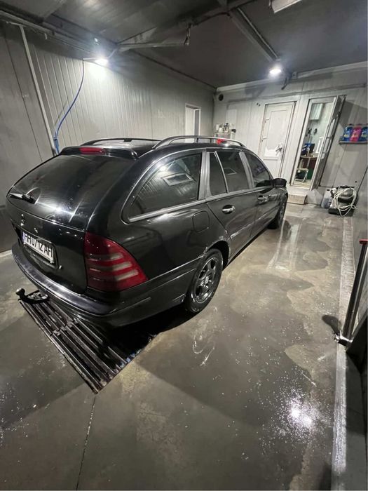 Продам мерседес 2.2 tdi