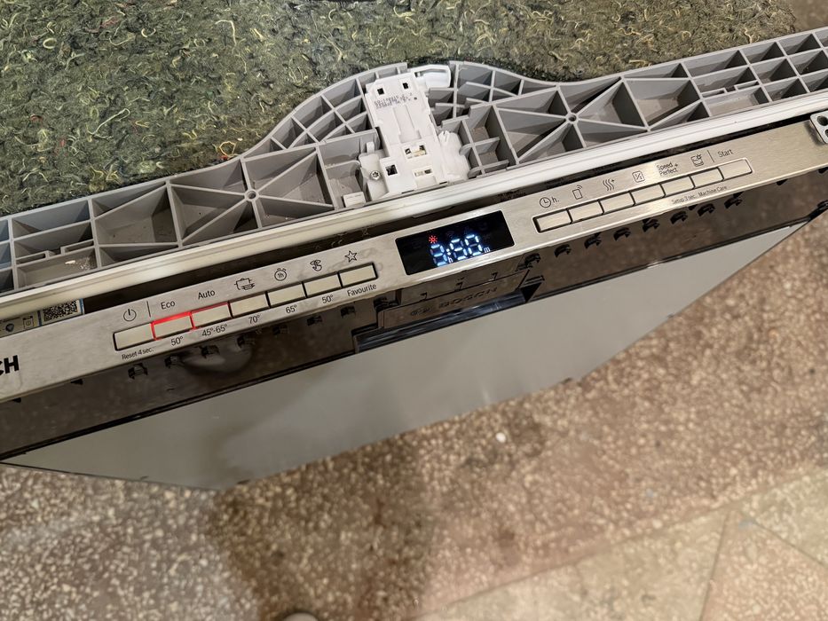 Посудомийна машина Bosch SMV4HVX31E з Німеччини