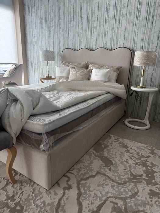 Cama estofada Fabrica