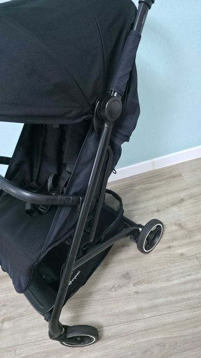 Прогулка Cybex Beezy Прогулянкова коляска 2024
