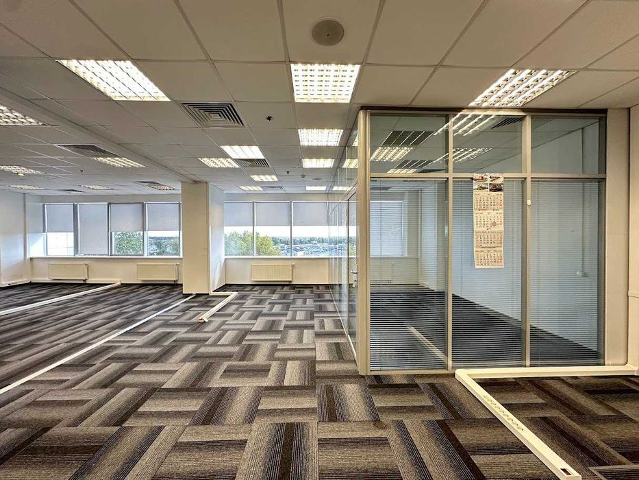 Оренда офісу 740 кв.м. у БЦ Європа — окремий поверх для вашого бізнесу