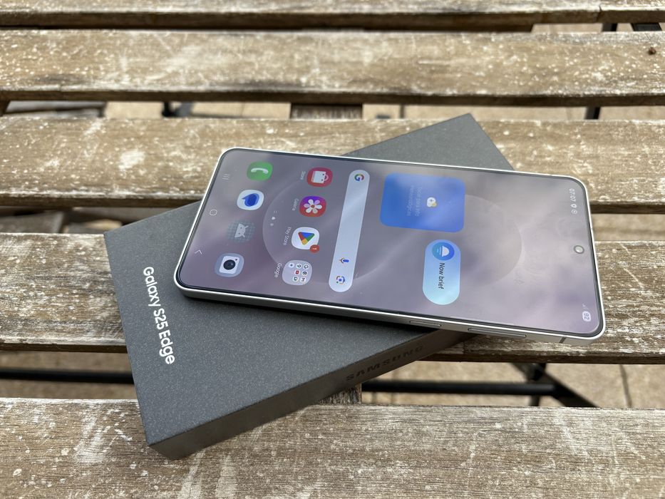 Samsung Galaxy S25 Edge 256gb Titanium Silver