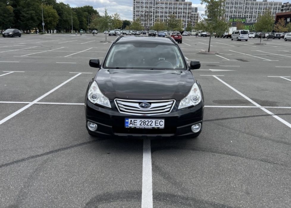 Subaru Outback 2010 року випуску