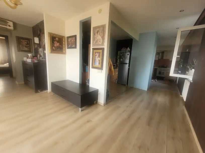 3 кім 71 м2 середній поверх район НАУКИ (ГАГАРІНА) (717885)