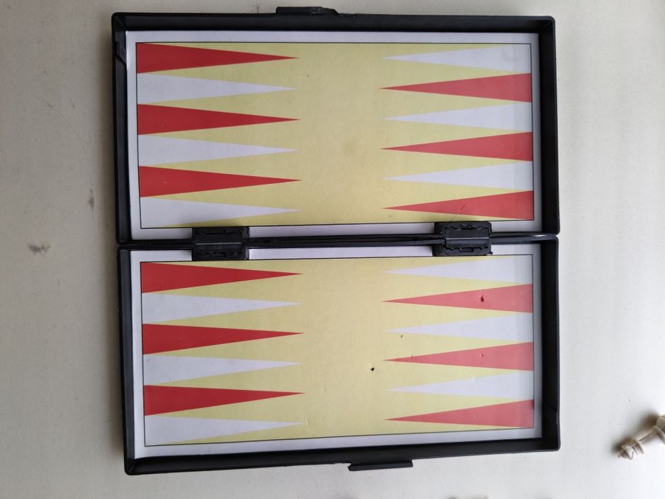 Шахматы, шашки, нарды