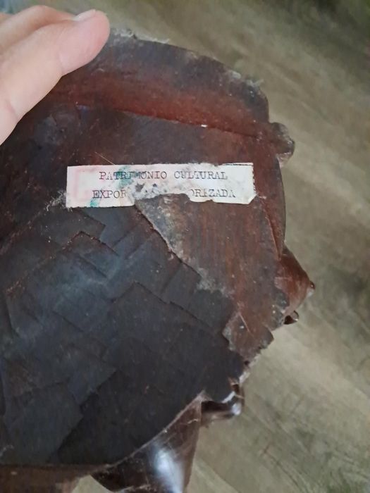 Busto feminino vintage em madeira maciça entalhada à mão