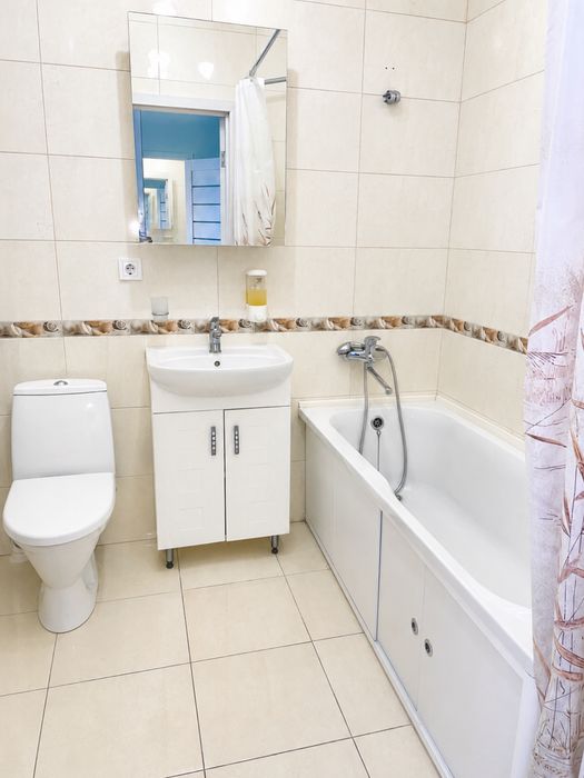 Продаж світлої 1-кімнатної квартири в ЖК «Район» — з меблями та технікою
