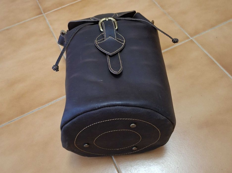 Saco cartucheira em couro - NOVO