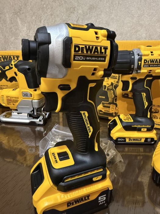 DeWalt  DCF850 оригінал з США !!!