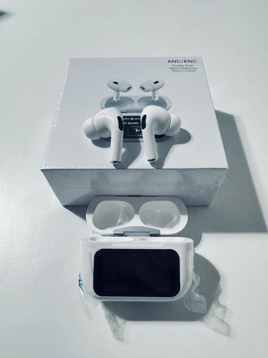 Bluetooth Headphones with Touchscreen Display + Noise Cancellation and High-Quality Sound63825763937921121