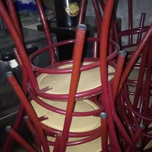 Material para café usado a funcionar