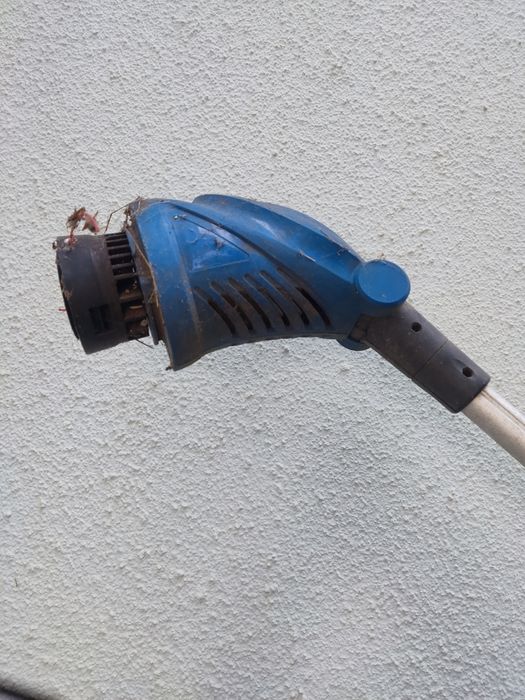 Cortador aparador elétrico de relva Royal