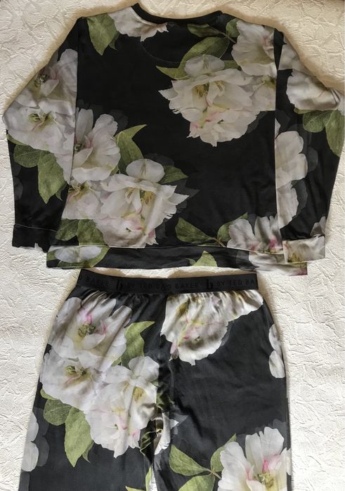 Піжамний комплект TED BAKER р.16(50-52)
