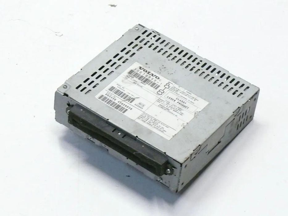 RADIO ODTWARZACZ CZYTNIK CD VOLVO V50 S40 II 2004